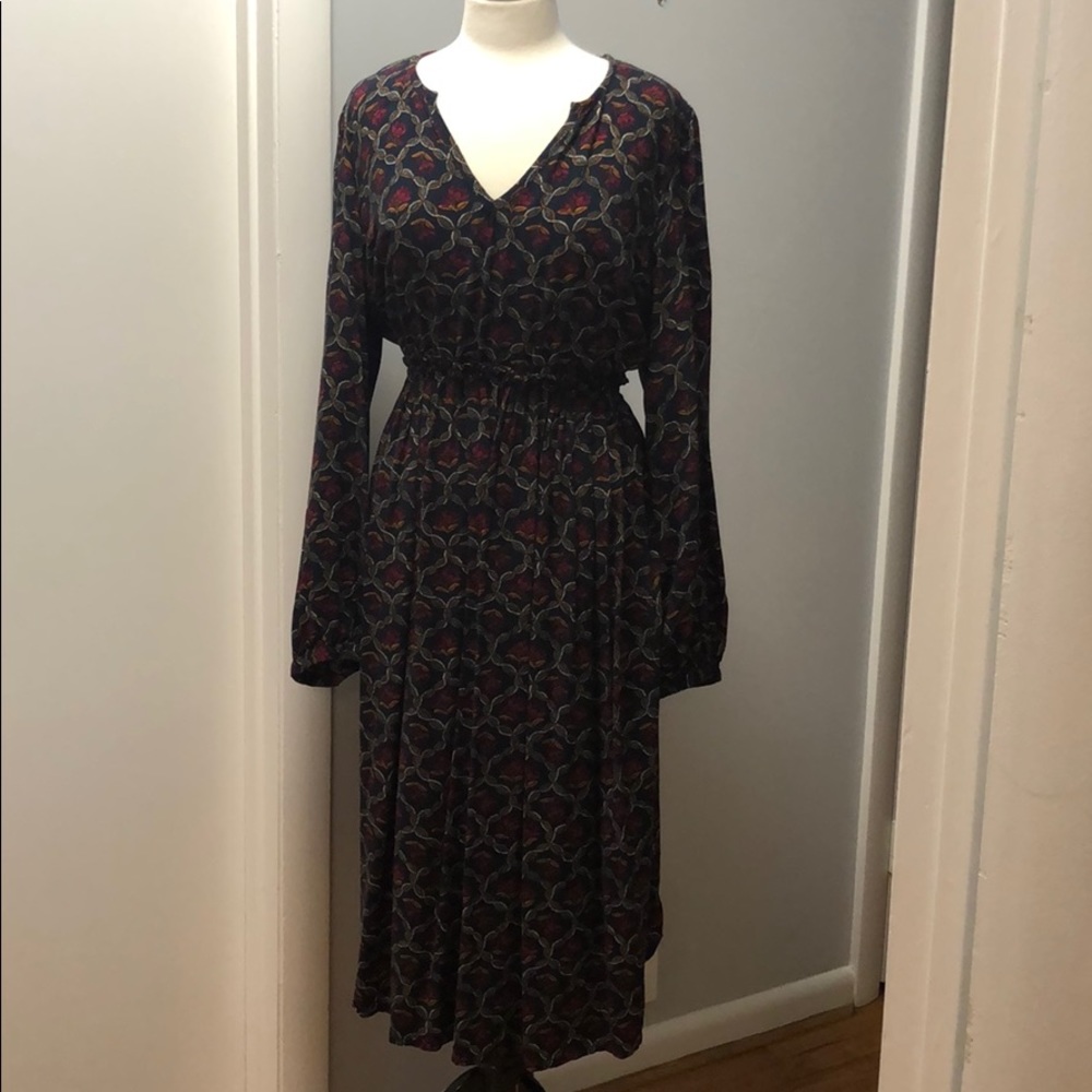 Hinge Midi Light Dress in beautiful fall colors